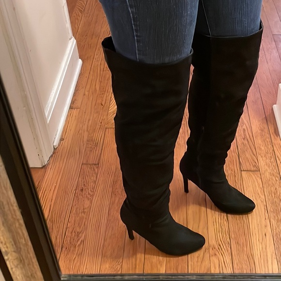 Black suede zippered boots size 8W 4 inch heels sexy knee length - Picture 2 of 10